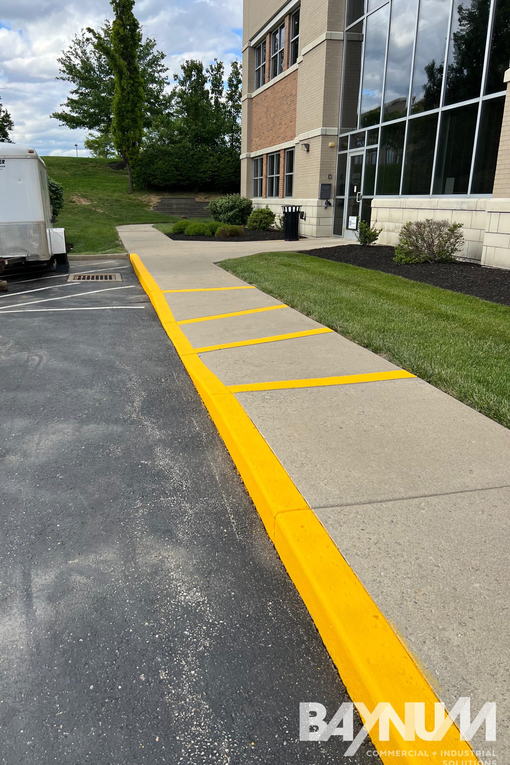 Curbing